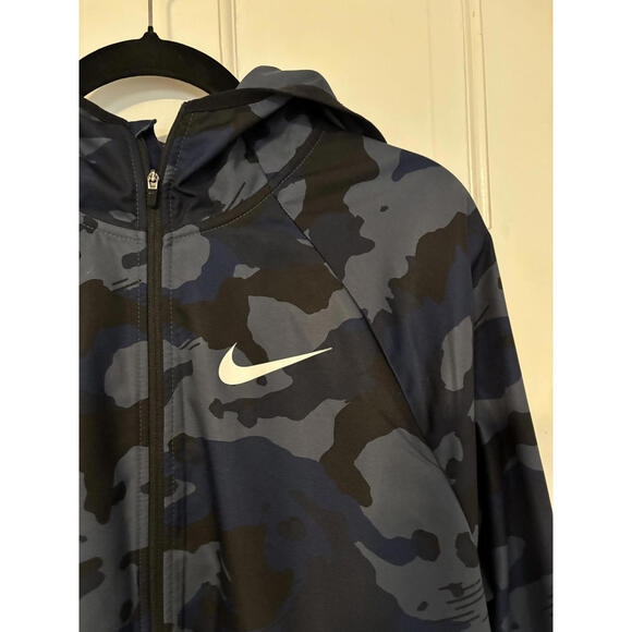 NEW Nike Men's Camouflage Dri-Fit Sports Jacket with Hood M - Picture 4 of 9